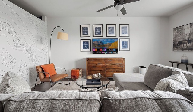 Heal & Fly: Comfy Dallas 1BR | Pool & Gym UTSW