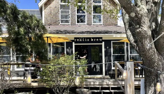 Healing Home Overlooking the Mountains