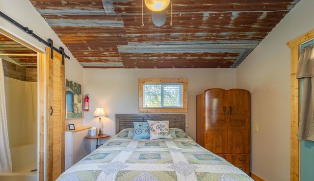 Hearsay Hideaway in Historic Glen Rose, Texas