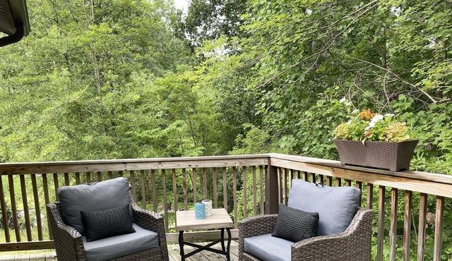Heart of Danville Ranch~CountryClubWest~3bed.2ba.~Downtown~Casino~Averett