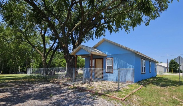Heart of Disney Cozy House, Dog-Friendly