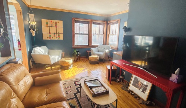 Heart of Downtown 2-bedroom apartment in charming Ely