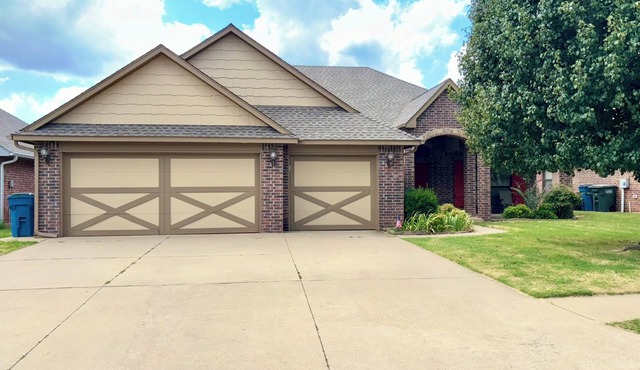 Heart of Edmond Retreat - 3bed 2bath