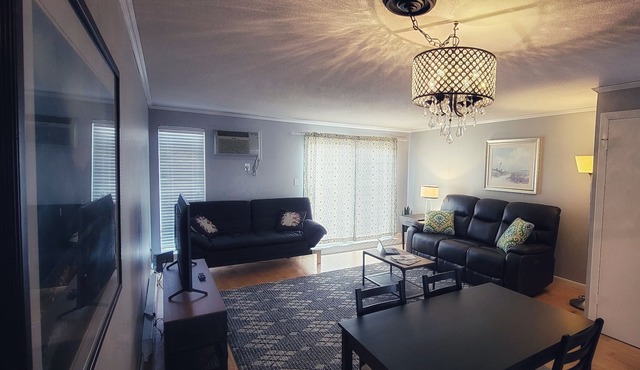 Heart of Groton|20min→Mohegan sun|25min→Foxwoods|10min→CGacadamy|self Check-In