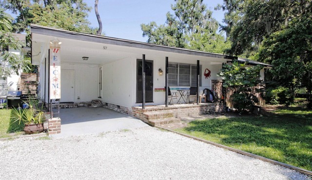 Heart of Historic Bluffton BEST LOCATION, Charming Cottage THIS IS THE ONE