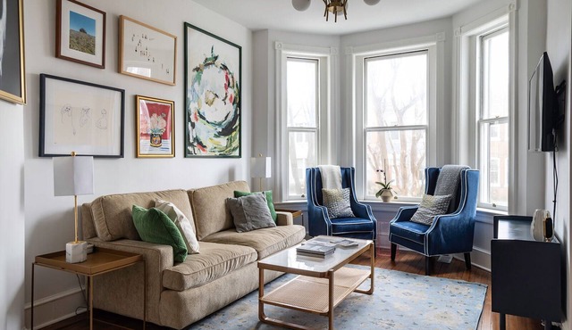 Heart of Historic Capitol Hill with Free Parking Pass