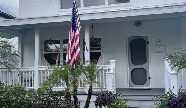 Heart of Historic District, Walk Everywhere, North Key Suites DOWNSTAIRS Apt