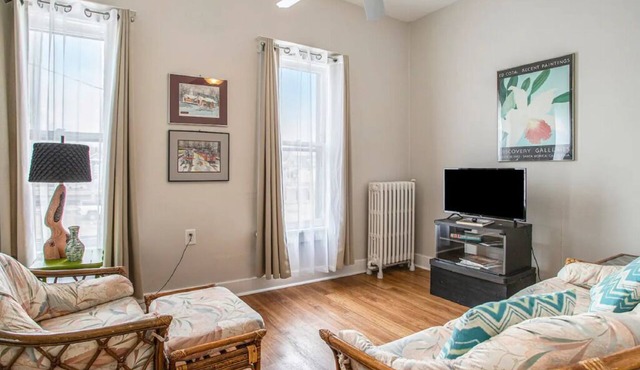 Heart of Historical Dist.*Parking*Claw Tub*A/C #4