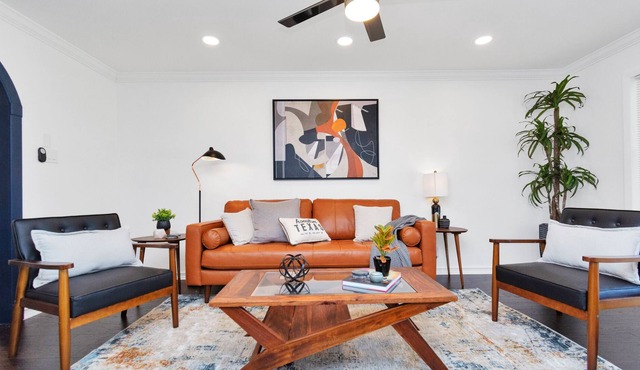 ☆Heart Of Houston Getaway☆ |POOL| Mins to DT