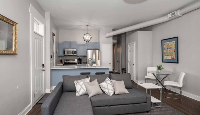 Heart of Mainstrasse Suites