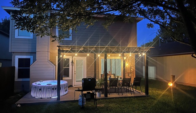 Heart of Pflugerville: Charming 4 BR Home w/Grill & Prime Location!
