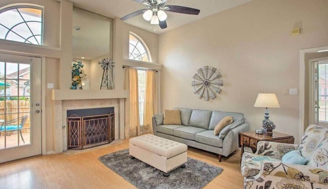 Heart of Rowlett - 3 BD,2BA Cozy Getaway w Patio