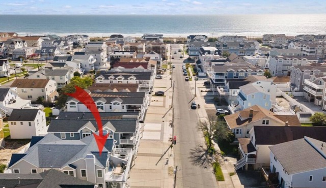 Heart of SIC - Oceans views - 2min to the beach - 46th St - Pet Friendly
