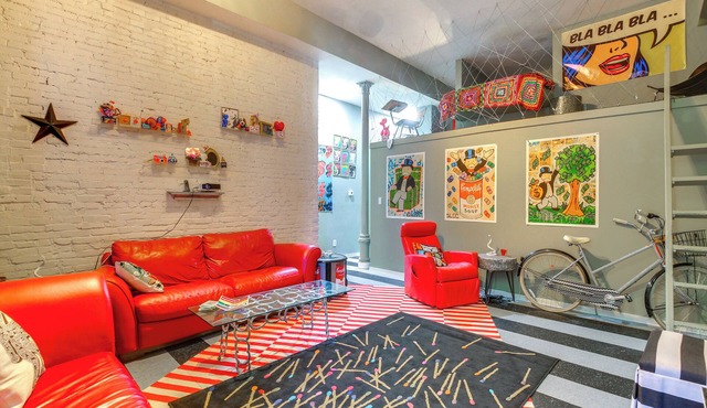 Heart of St Louis! Walkable Soulard Apt w/Loft