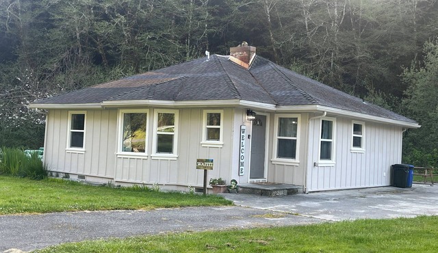 Heart of the Redwoods-Wapiti Cottage