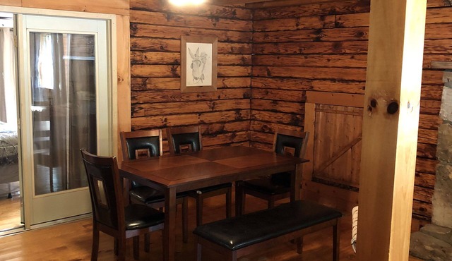 HEART OF THE VALLEY-5 BR Pet and Motorcycle Friendly