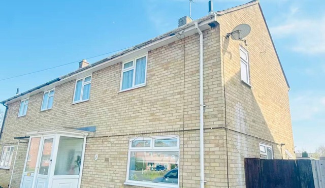 Heartfelt Cambridge Home Quiet and Peaceful