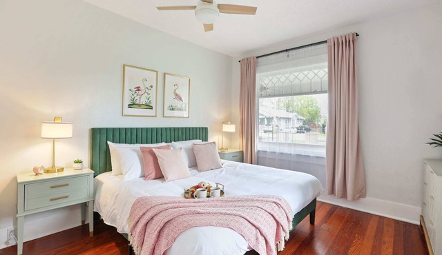 Hearthstone Harmony Retreat! King-Sized Comfort