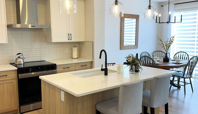 Heartland & Co./Family Home/Banff & Calgary