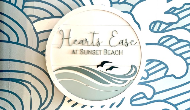 Hearts Ease at Sunset Beach: relax, unwind. get comfortable!