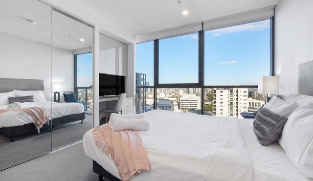 Hearty Studio Apartment, Milton Brisbane