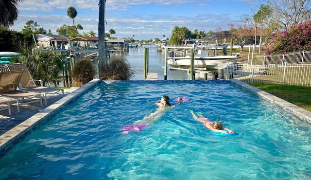 Heated Infinity Pool | Dolphin Views | Near Tampa