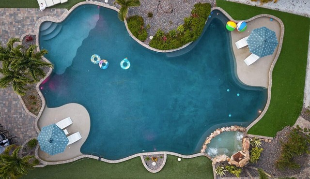 Heated Lagoon Pool|Pickleball|Mini Golf|30 min airport