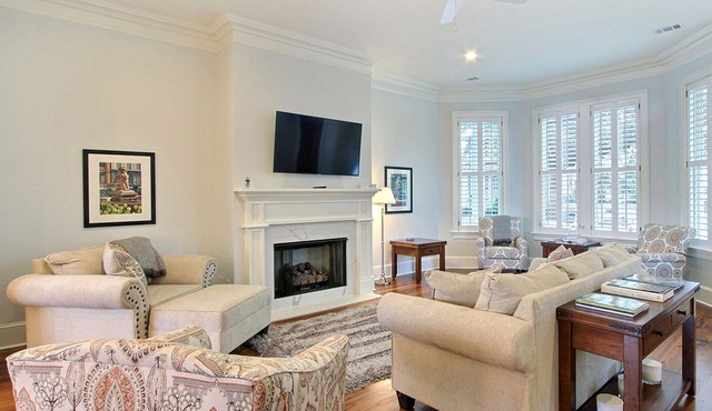 Heated Pool Access | 5*Clean | Flex Cancelation