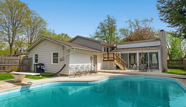 Heated Pool, Amenities Galore, 5 BD, 2 Bath