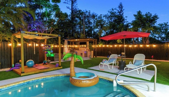 Heated Pool and Spa Outdoor Kitchen/Theater/Games