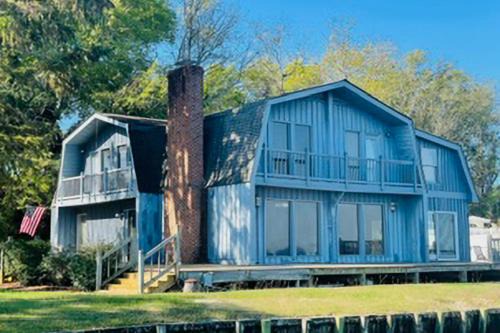 Heated Pool, Dock! Group Getaway on Chowan River