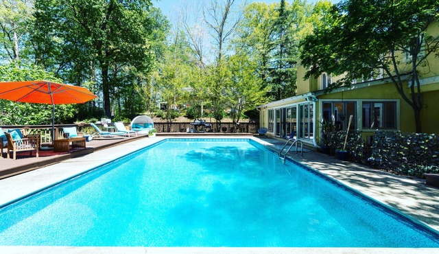 Heated Pool - East Cobb -Braves Stadium - Large Family House -Chez Melet