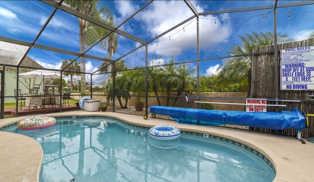 HEATED POOL Escape to Paradise in Land o Lakes!