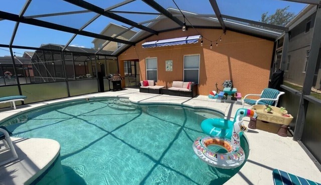 Heated Pool, Grill 4Bdr/3Bath Home close to Disney