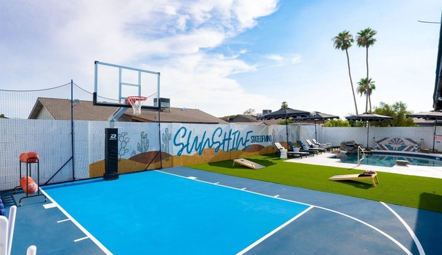 Heated Pool, Hot Tub, Game Room & Sport Court