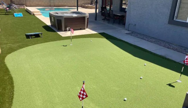 Heated Pool, Hot Tub, Golf, Private Putting Green, Backyard Retreat!