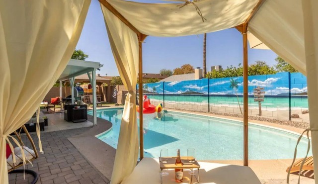 Heated Pool/Hot tub in heart of Tempe/ASU/Scottsdale