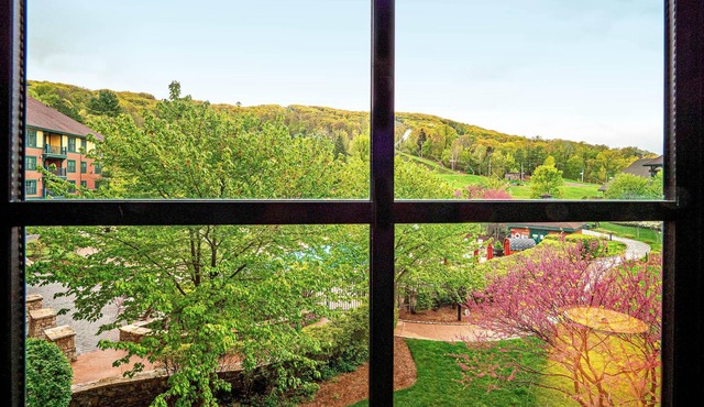 Heated Pool Hot Tubs Sauna Gym Mtn Front Appalachian @ Mtn Creek #220