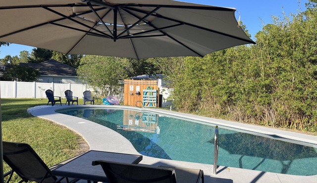 Heated Pool House Near the Beach Pet Friendly Retreat for Up to 15 Guests!