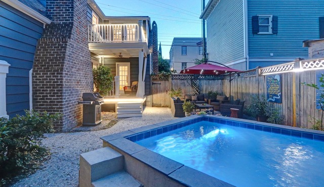 Heated Pool in your Private Garden | Pets Welcome | On‑Site Parking