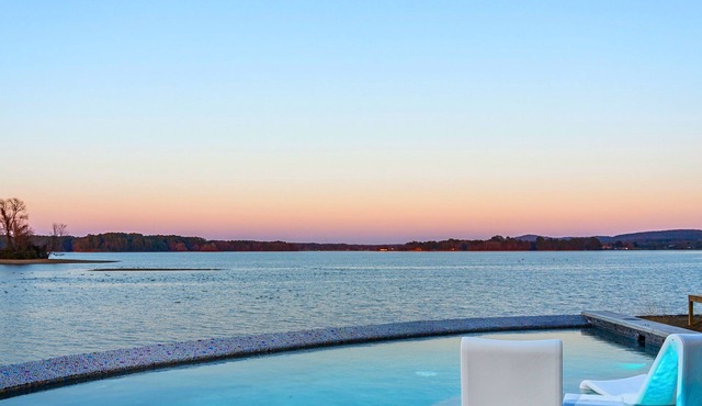 Heated Pool | Lakefront | Putting Green | Luxury