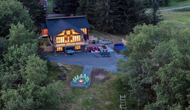 Heated Pool Lakeview HotTub Movie Theater Games