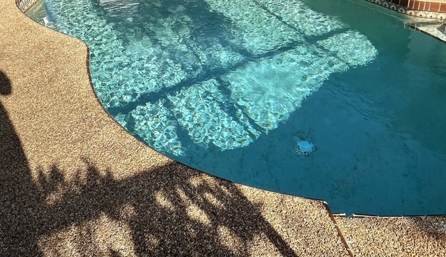 !HEATED POOL/LANAI-BBQCANAL WATERFRONT-NEAR BEACH/GOLF/PARK/TENNIS/RESTAURANTS!