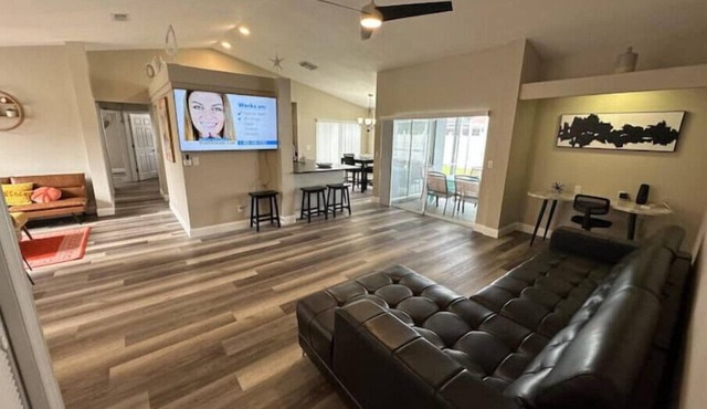 HEATED POOL Manatee Oasis Weeki Wachee Family Fun Pool Home