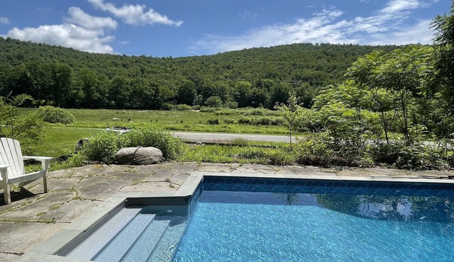 Heated Pool. Mountains. AC. 2 Hrs NYC