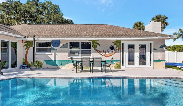 Heated Pool -Pickleball-Near Beaches-Arcade-Minigolf-Pool Table