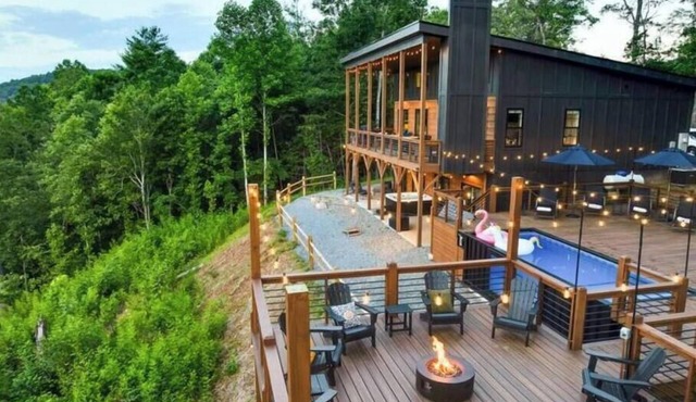 Heated Pool-Sauna-Mountain Views-Hot Tub-Game Room
