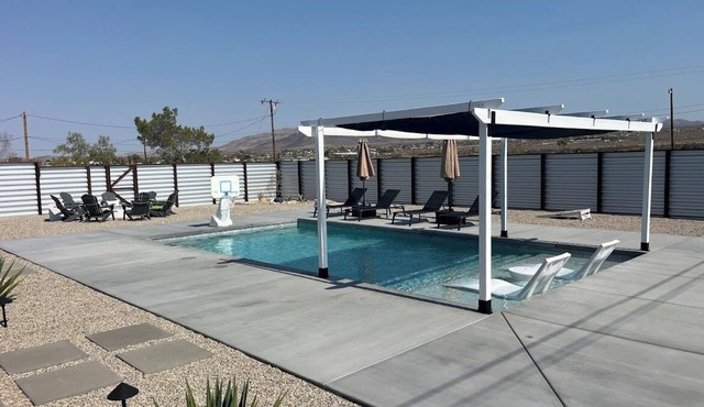 ★ Heated Pool, Spa, Desert Views & Just Good Times ~ 5 Min to J.T. Park Entrance