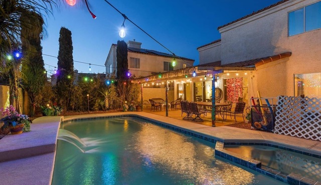 Heated pool & spa | BBQ Grill | Opens to Park |