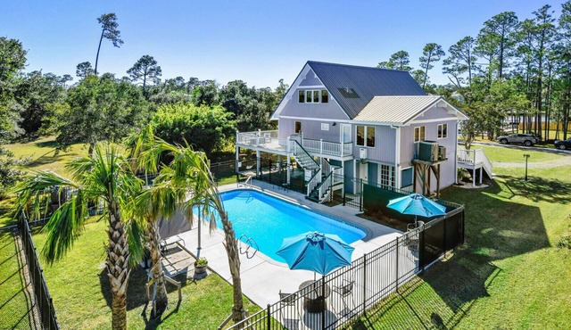 Heated Pool! The Petite Retreat in The Pass